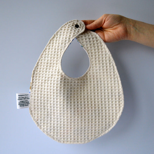 Dos du bavoir en coton et lin à motif Primavera, tissé et fabriqué en France, sur fond blanc