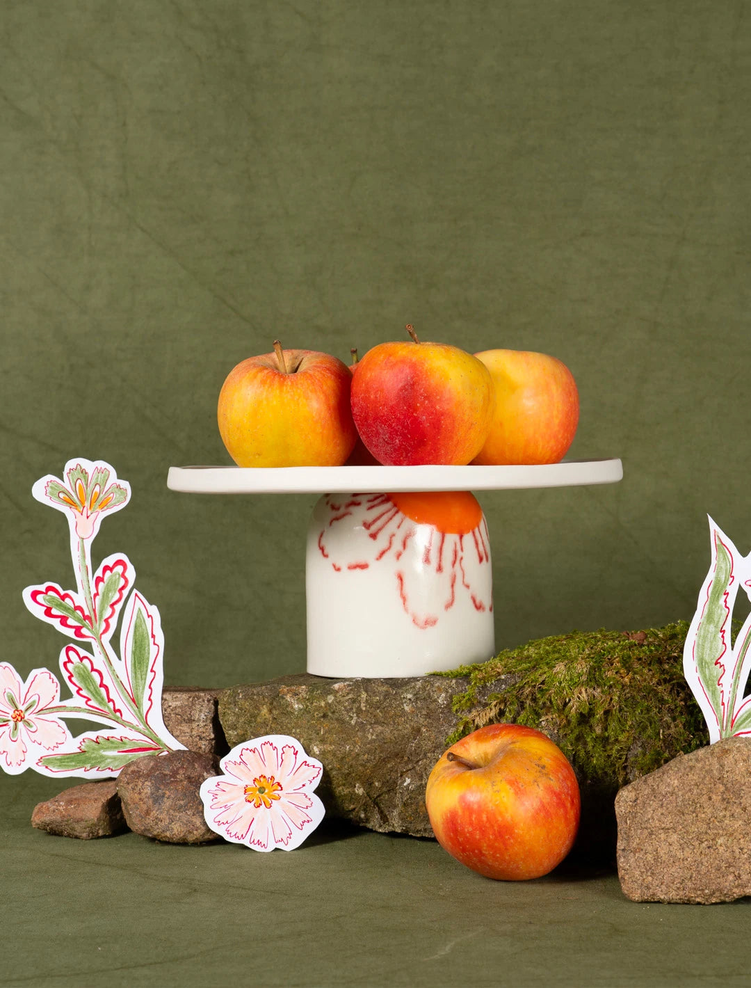 Compotier en porcelaine artisanal fabriqué en France, motif fleur des champs