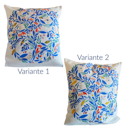 Coussin brodé à la main, fabriqué en France, motif floral et coloré