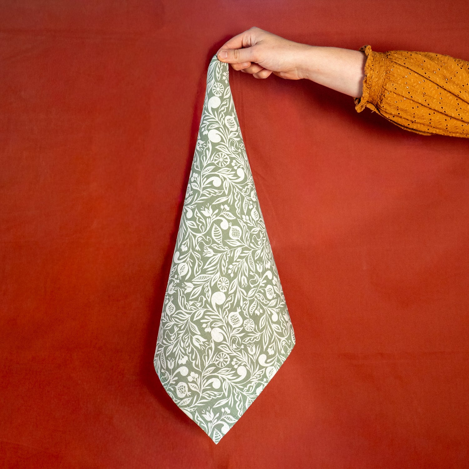 Serviettes de table vertes et blanches, fabriquées en France, en coton et lin, motif floral, polychrome alsacien