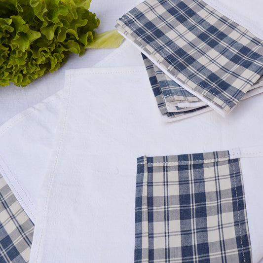 Serviettes en kelsch bleu et lin anciens, fabriquée en France en Alsace.