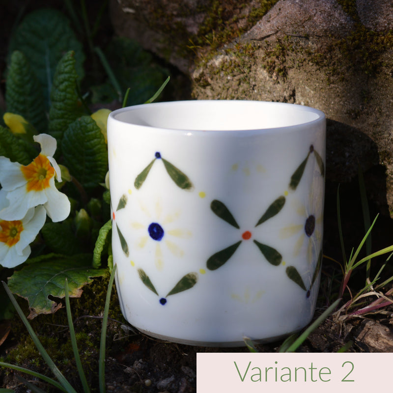 Tasse à café en porcelaine, fabriquée en France artisanalement, motif floral et coloré