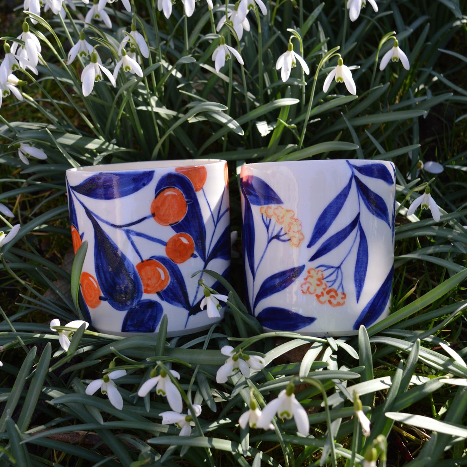 Tasses à thé en porcelaine, fabriquées en France artisanalement, motif floral et coloré