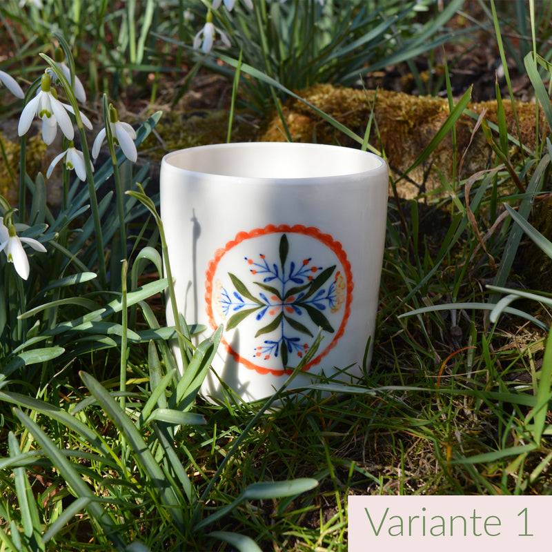 Tasse à thé en porcelaine, fabriquée en France artisanalement, motif floral et coloré
