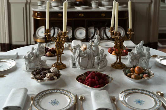 Histoire de l'art de la table : des banquets antiques à nos tables d'aujourd'hui