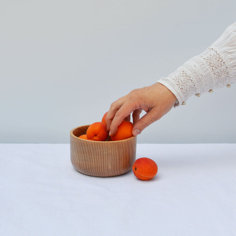 Bol en bois tourné à la main, fabriqué en Alsace, artisanalement, bois de hêtre. 