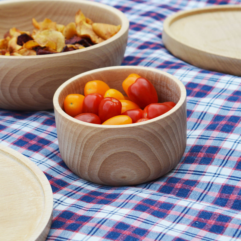Bol en bois tourné à la main, fabriqué en Alsace, artisanalement, bois de hêtre. Vaisselle en bois, nappe en kelsch, pique-nique.