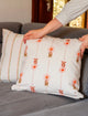 Coussin en coton et lin fabriqué en France, motif de fleurs des champs et de rayures colorées