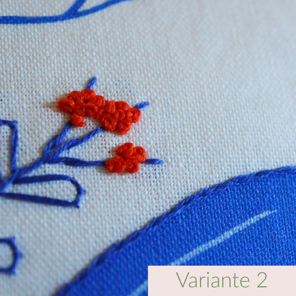 Coussin brodé à la main, fabriqué en France, motif floral et coloré