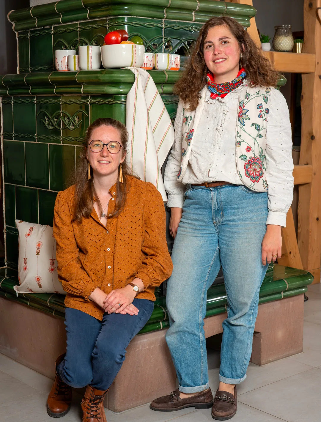 Marine et Mathilde les fondatrices de Maison Primavera, marque de décoration artisanale française