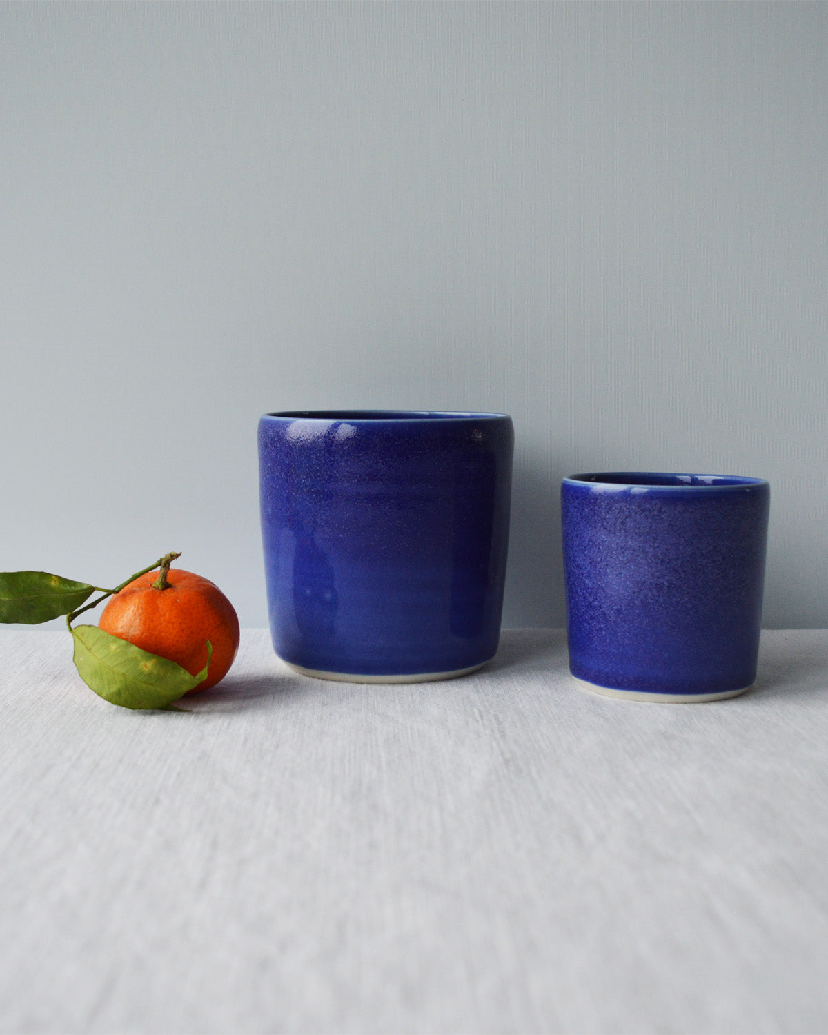 Tasses à café et à thé en porcelaine, fabriquées en France artisanalement, de couleur bleue