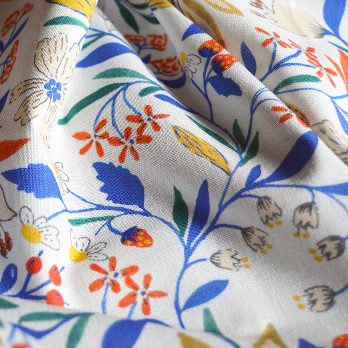 Tissu au mètre à motif Primavera, en coton lin, tissé en France