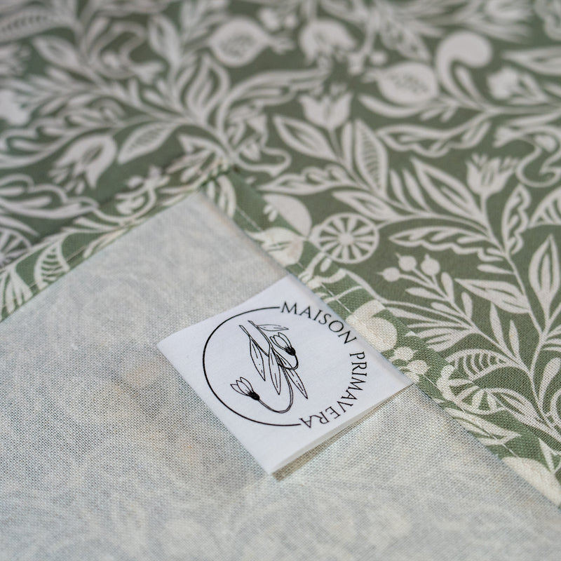 Etiquette de torchon fabriqué en France, en coton et lin, motif floral, vert et blanc, polychrome Alsace